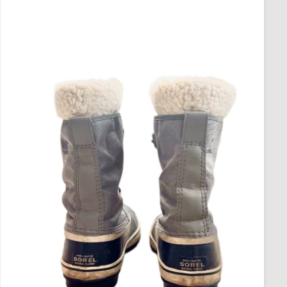 Sorel Women's Waterproof Winter Boots- Gray/Black,Insulated,Warm Snow Boots Sz.9 - Picture 3 of 7